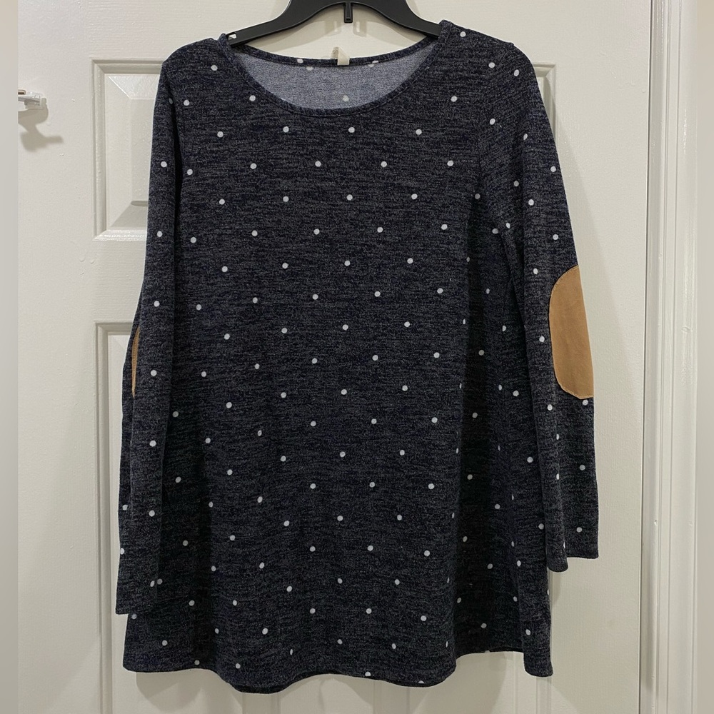 PINKBLUSH GRAY POLKA DOT LONG SLEEVE W/ BROWN ELBOW PATCH- LARGE